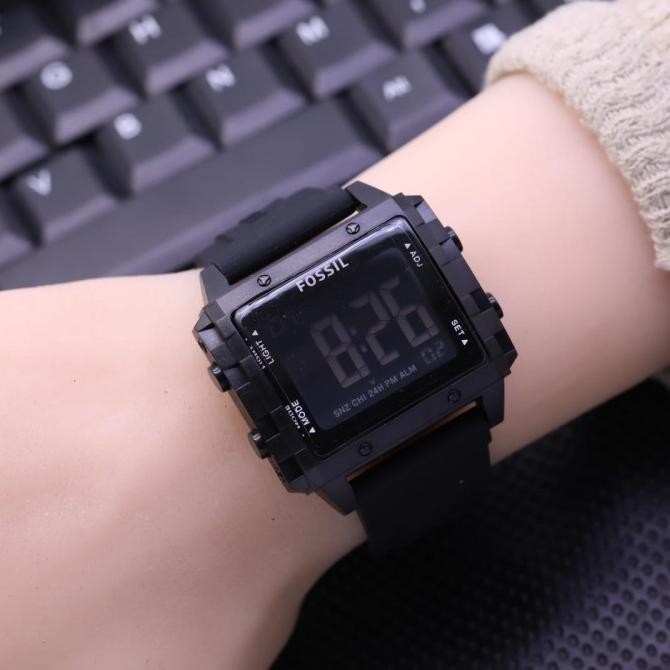 Jam tangan pria wanita fossil digital kotak