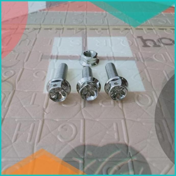 baut PROBOLT warna SILVER untuk BREKET KNALPOT RACING vespa modern 13m