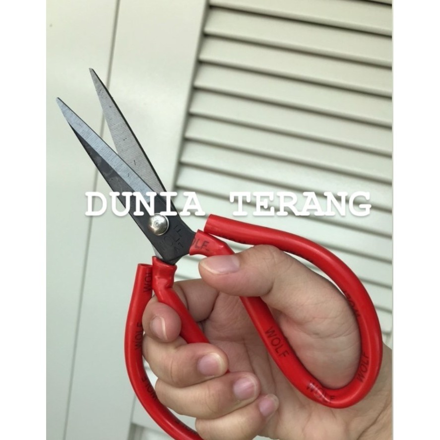 

Gunting Kodok Wolf 7,5In / Gt Serbaguna - Kain - Seng / Civil Scissor Star