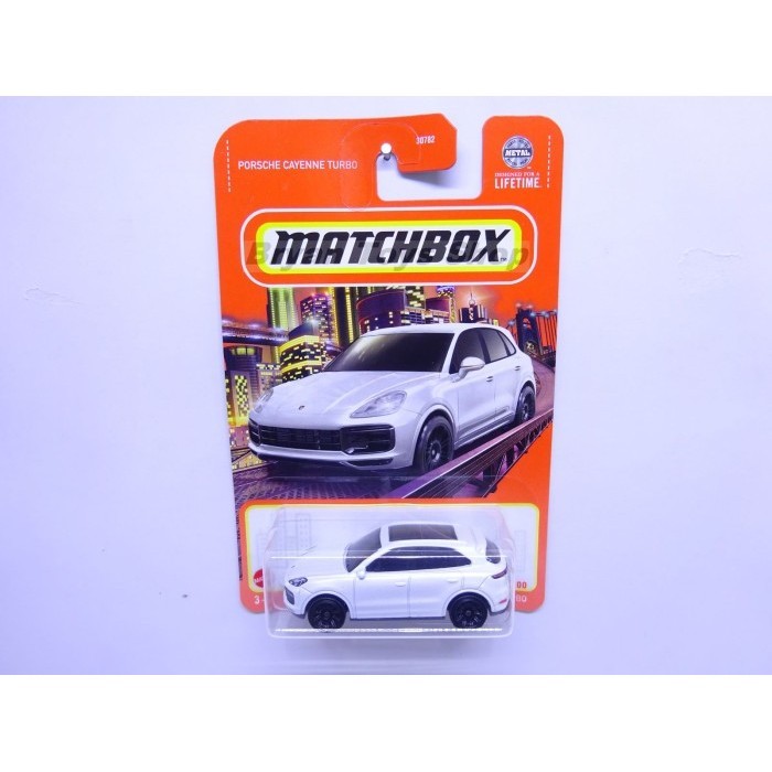 MATCHBOX PORSCHE CAYENNE TURBO PUTIH