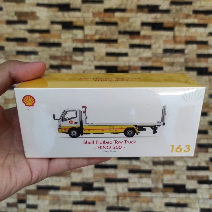 TINY 1/64 HINO 300 SHELL FLATBED TOW TRUCK