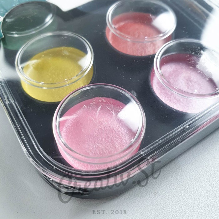 

Mont Marte Snature Metallic Watercolor Cake 16 Color Cat Air Padat K01