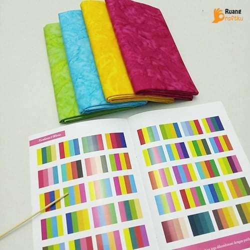 

Buku Panduan Kombinasi Warna
