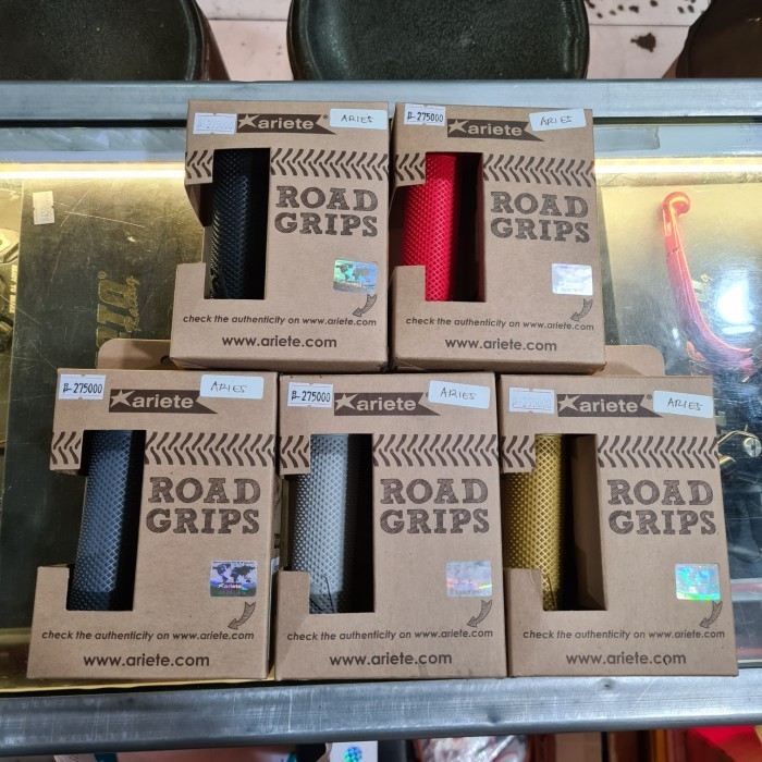 Handgrip Grip Ariete Aries Italy Aerox Nmax Xmax Pcx Forza Vario