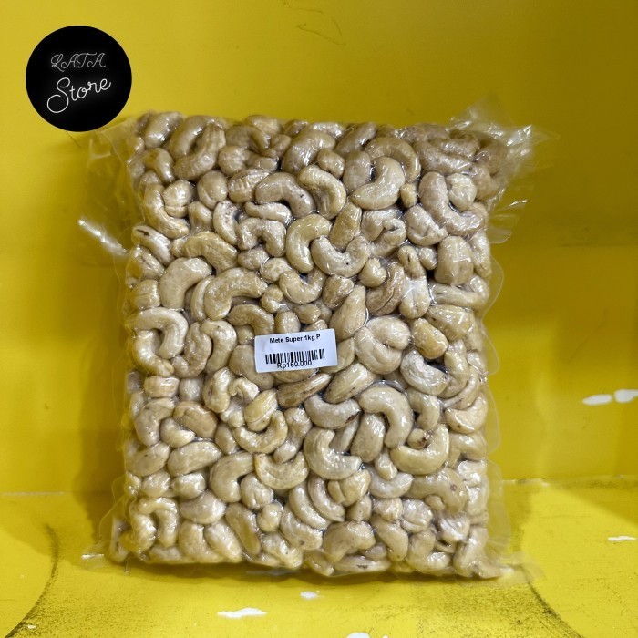 

Kacang Mede Super Jumbo Sulawesi 1 KG