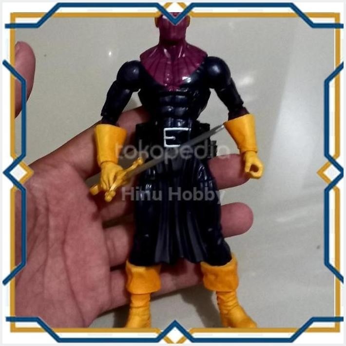 [HBY] HASBRO MARVEL LEGENDS AVENGERS CAPTAIN AMERICA ZEMO