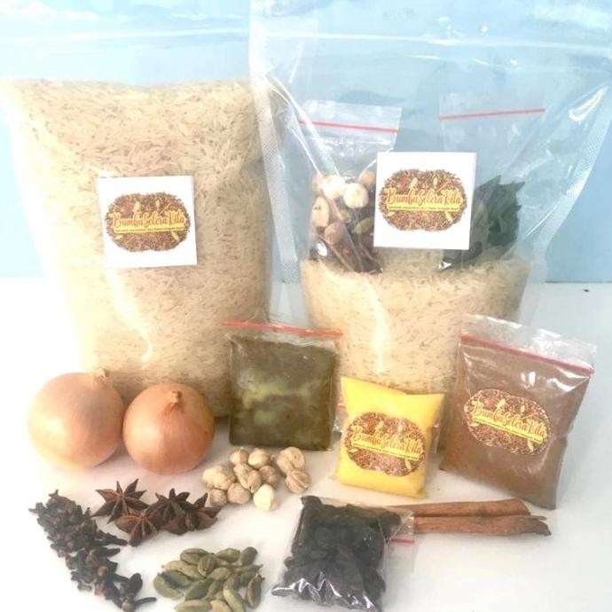 

Beras Basmati 1 kg Lengkap Dengan Bumbu Briyani/ Nasi Briyani Instant HTM