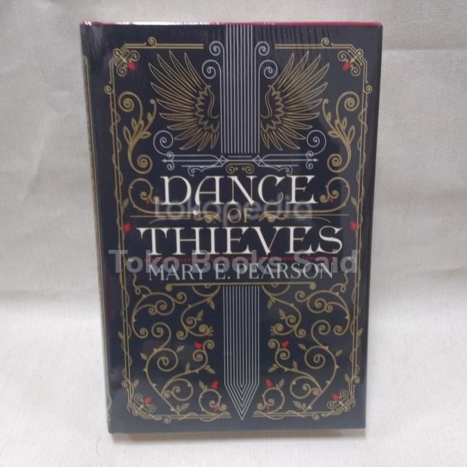 [Ready Stock] Dance Of Thieves Hc - 9781250159014