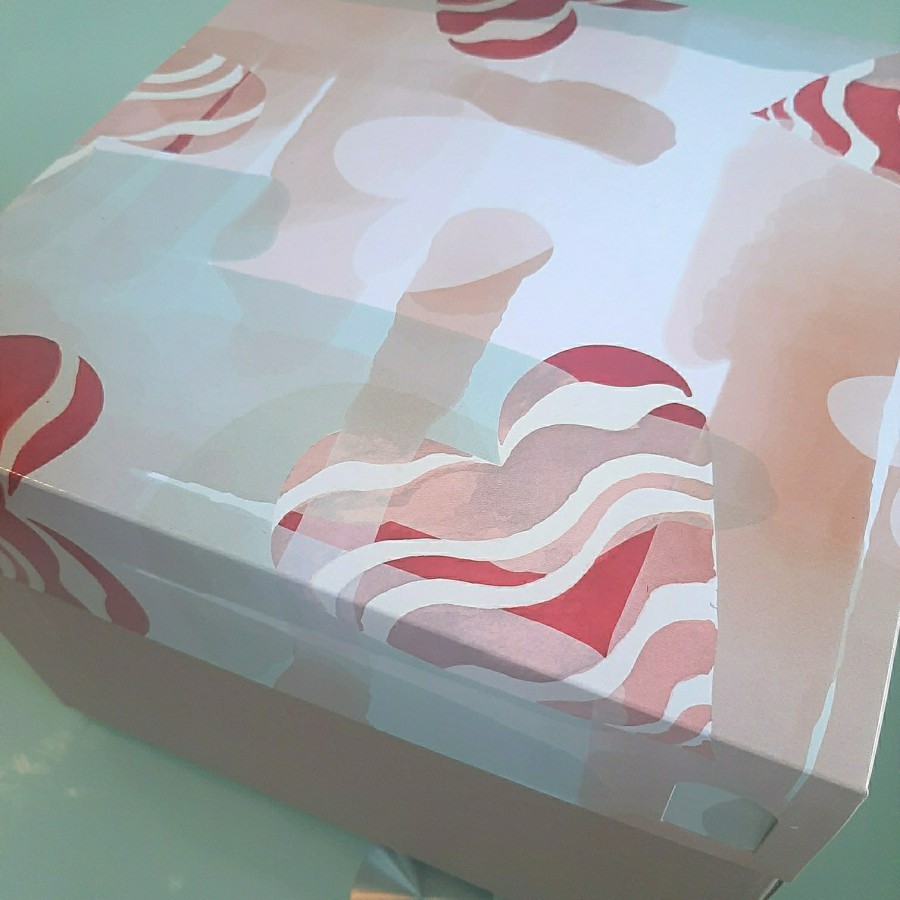 

5 pcs dus kue box cake kardus motif love abstrak size 25 x 25 x 16 cm box kotak hampers packaging kardus kemasan kue hantaran bolu chiffon