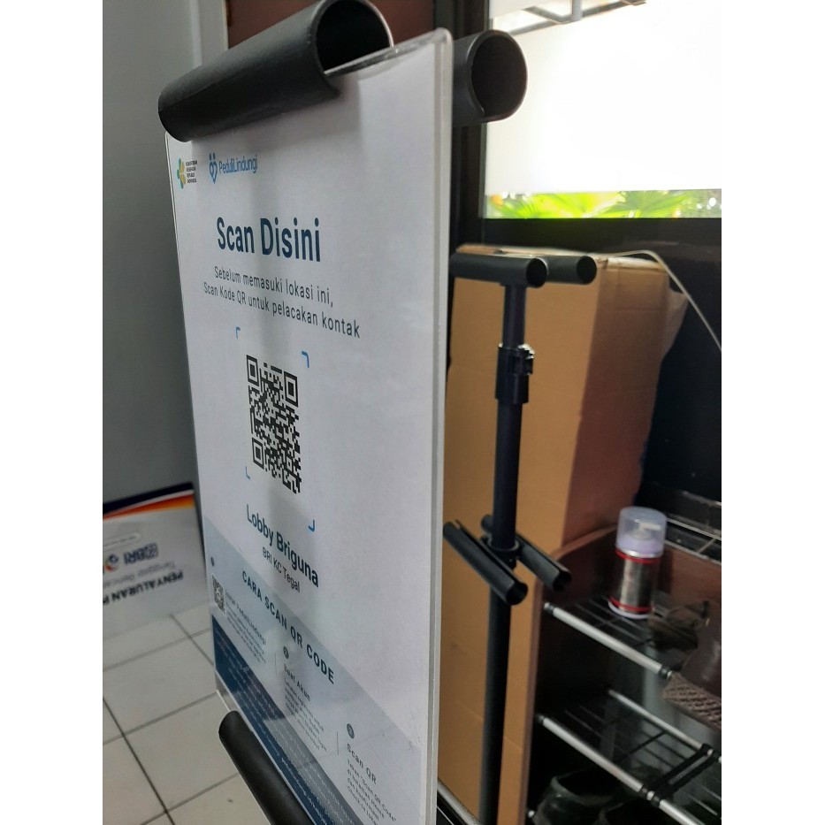 

AKRILIK STAND PAJANGAN 2MM 21CM X 33CM