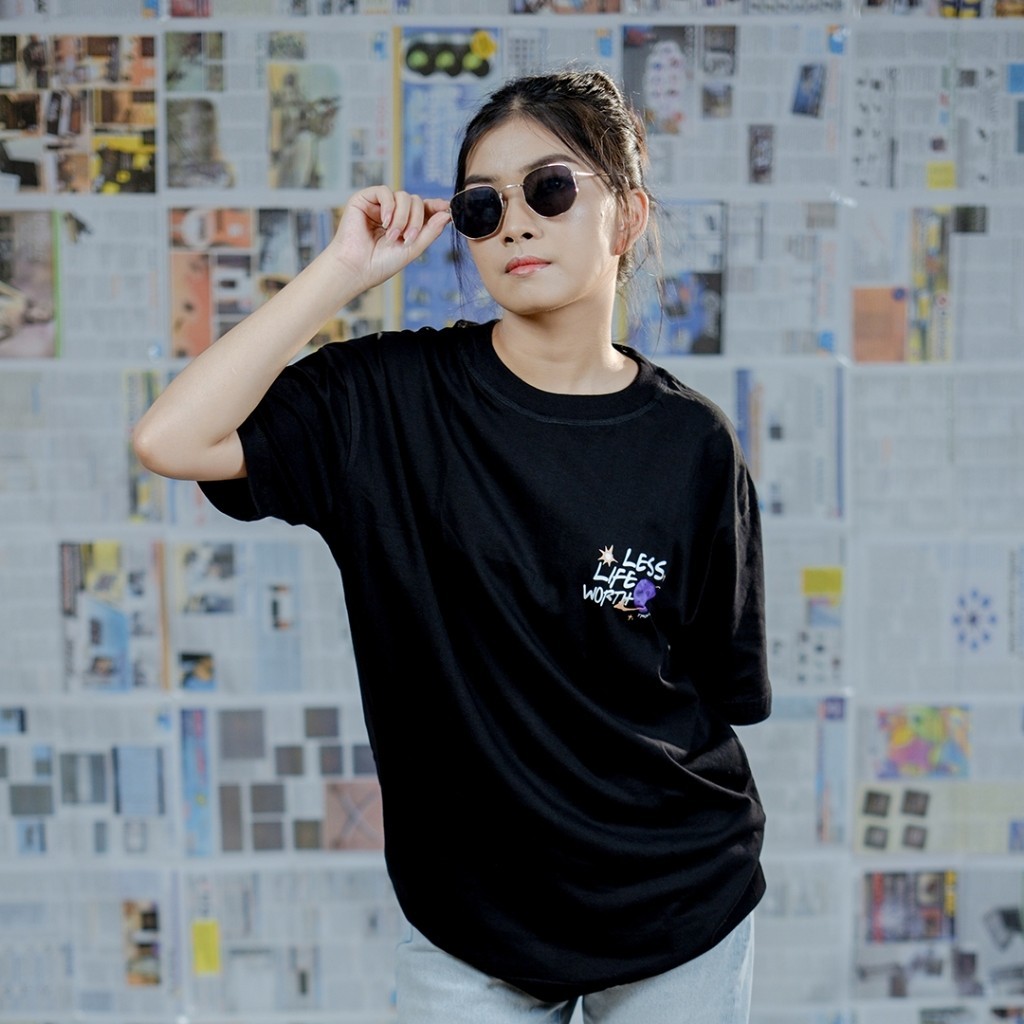 Troy Company Tshirt Black Less Life Worth - Kaos Pria Lengan Pendek Hitam MT 2293