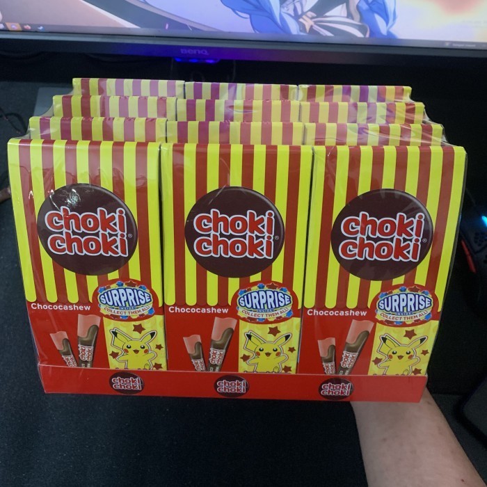 

Ready Choki choki Surprise Pokemon isi 12 dus sealed