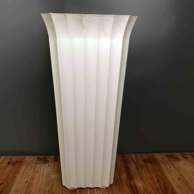 cvj VAS BUNGA PLASTIK TINGGI 50 cm, MULUT VAS 20x20cm/ POT BUNGA IS81