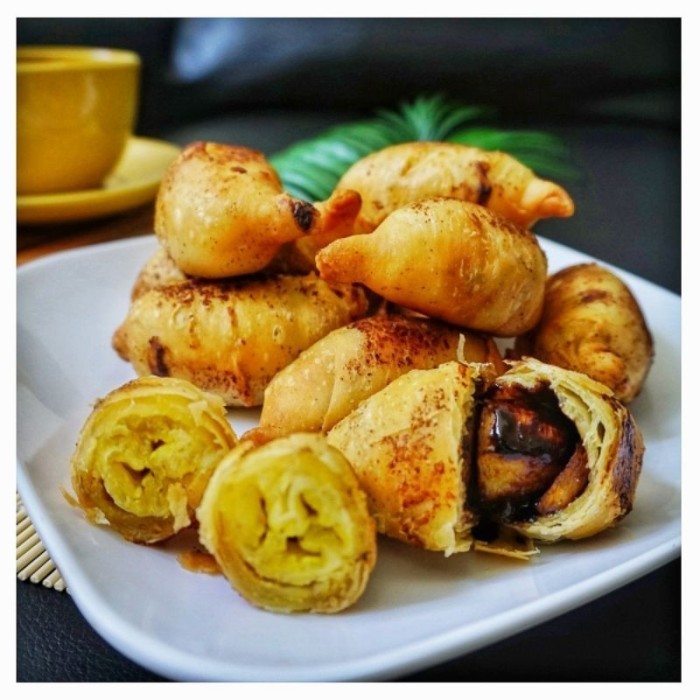 

PISANG MOLEN FROFOO HALAL HOMEMADE FROZEN FOOD