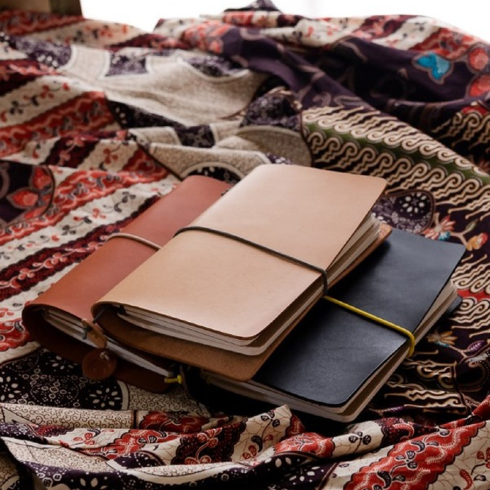 

Noteok Cover A6 / Sampul Buku Kulit / Noteok / Buku Catatan Jurnal