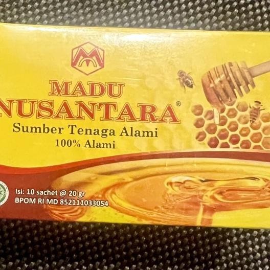 

Madu Nusantara Madu Box Isi 10 Sachet X 20 Gram