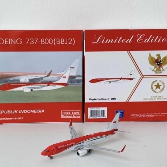 Diecast Pesawat Kepresidenan Ri Boeing 737-800 Skala 1/400 By Phoenix