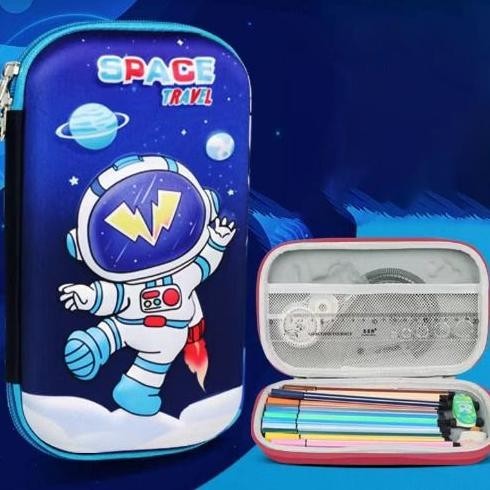 

TEMPAT KOTAK PENSIL 3D KARAKTER ANAK SEKOLAH WATERPROOF BESAR ANTI AIR / HADIAH ULANG TAHUN