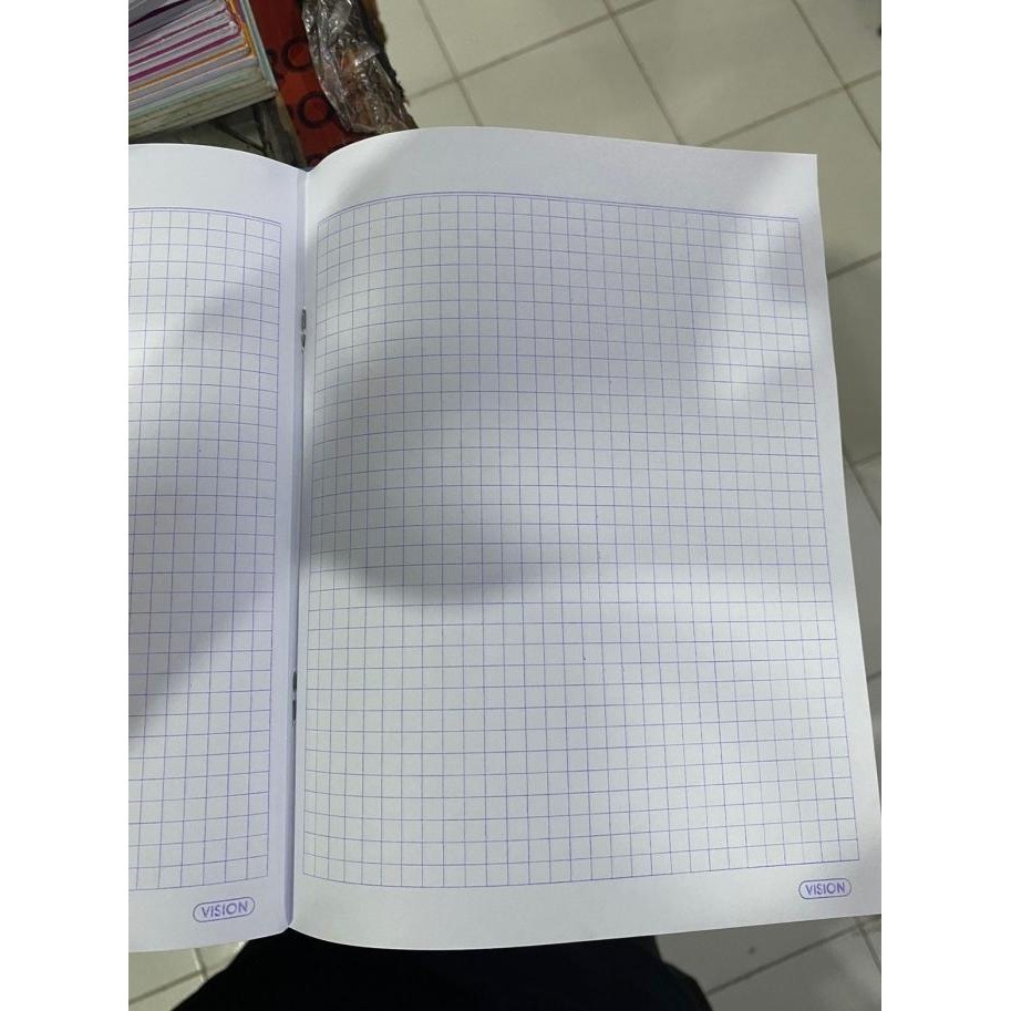 

Buku Tulis Kotak Kecil Strimin VISION 38 lembar 1 pak (10 buku) / 5mm