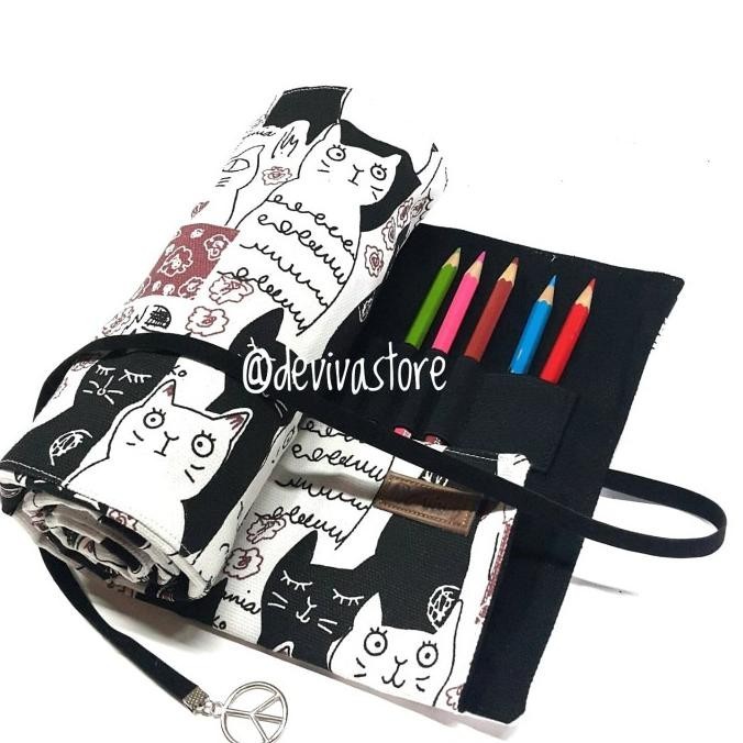 

TEMPAT PENSIL GULUNG / ROLL PENCIL CASE / TEMPAT PENSIL LUCU UNIK