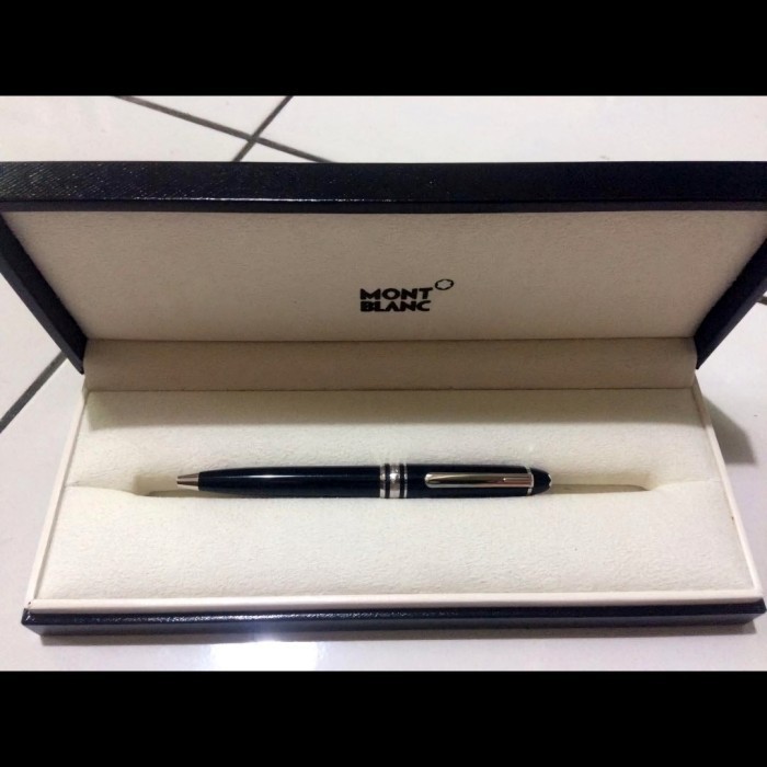 

Meisterstck Platinum-Coated Mozart Ballpoint Pen (small size)