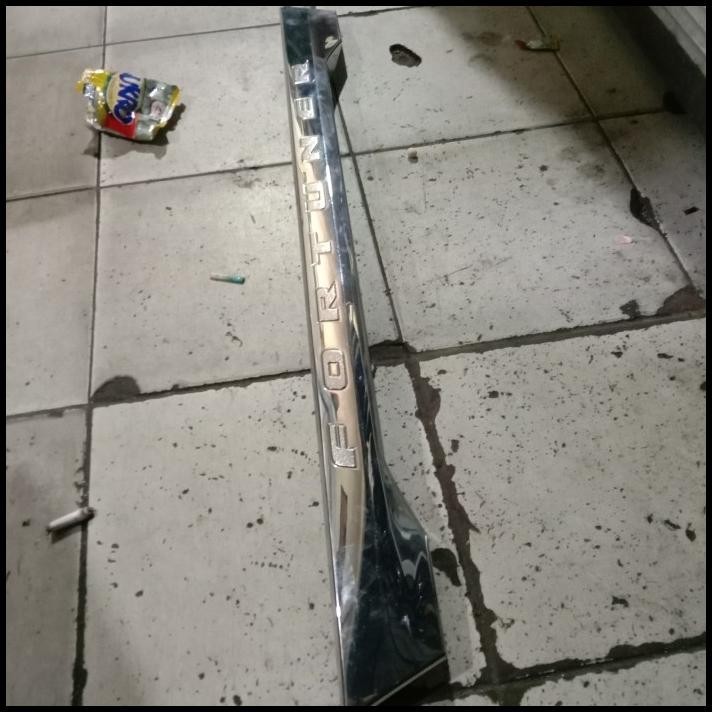 HOT DEAL TRUNKLID FORTUNER ORIGINAL