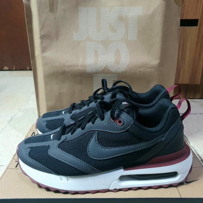 NIKE AIR MAX DAWN BUKAN AIR JORDAN