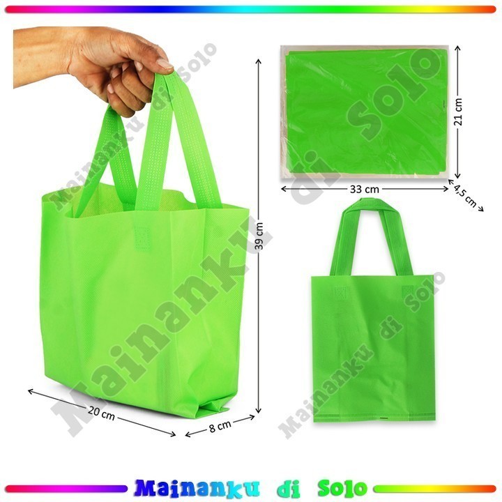 

[Mainanku] Goodie Bag Polos Tali Press 20x26x8 cm 12 Pcs (PACK) Mainan Anak
