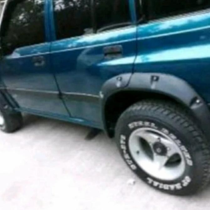 Over Fender Vitara Escudo