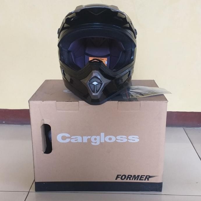 HELM CARGLOSS FORMER