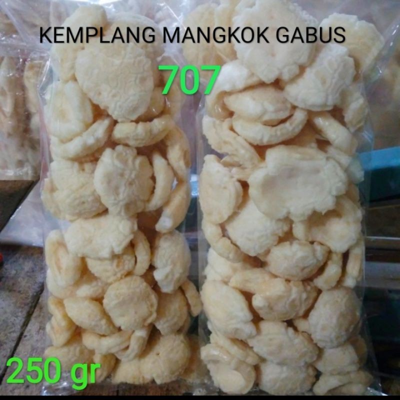 

KEMPLANG KERUPUK PALEMBANG MANGKOK/PECAH SERIBU 707/IKAN GABUS/IKAN TENGGIRI/KELEMPANG PALEMBANG