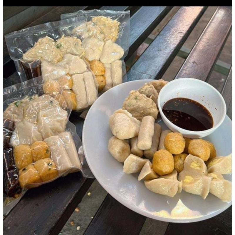 PEMPEK PALEMBANG ASLI PALEMBANG