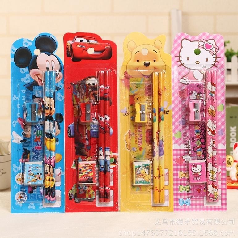 

Cuci Gudang T&Y Stationery Set 5 in 1 Alat Tulis Paket Anak Sekolah Penghapus penggaris Pensil Serutan Karakter Lucu Berkualitas