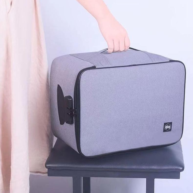 

PROMO Tas Penyimpanan Dokumen File 3 Layer Anti Air dengan Kunci Password ac-54