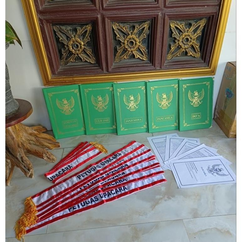 

Rd-67 Map Upacara 1 Set + 10 Selempang Murah Terbaru