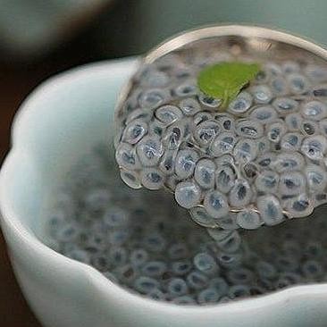 

biji selasih premium 1kg BS01