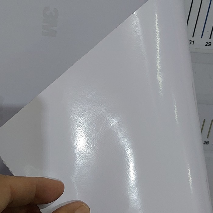 

Sale 3M Vinyl Putih Glossy