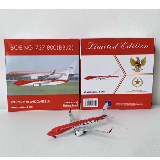 Diecast Pesawat Kepresidenan Ri Boeing 737-800 Skala 1/400 By Phoenix