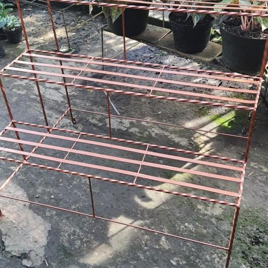 Rak Pot Besi 3 Susun Tanaman Gojek