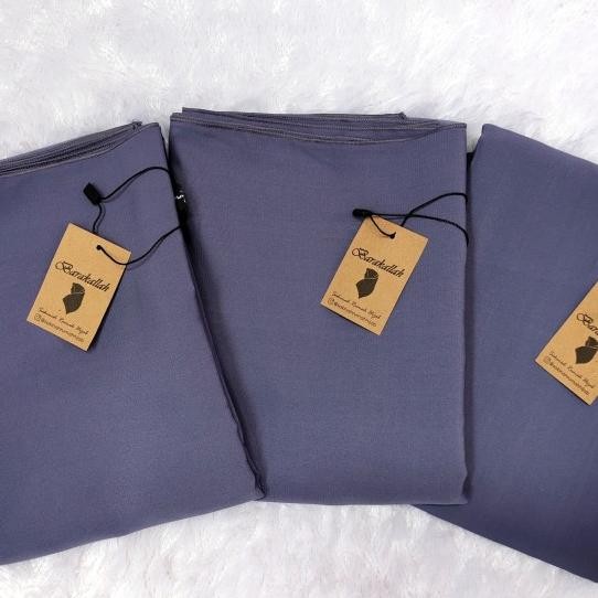 Hijab Jilbab Segi Empat Wolfis Polos 130 X 130 Syari Warna Denim