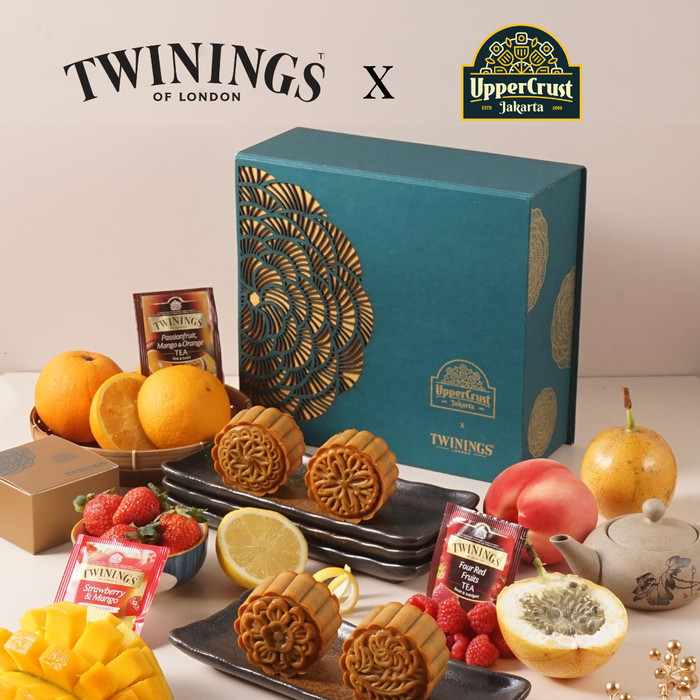 

Twinings x Upper Crust Mooncake Tea Hampers Box