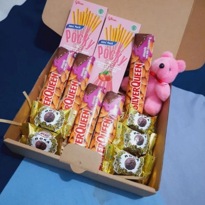 

VEX-2126 HAMPERS SPECIAL COKLAT SILVERQUEEN HAMPERS VALENTINE KADO PACAR GIFT BOX COKLAT Termurah