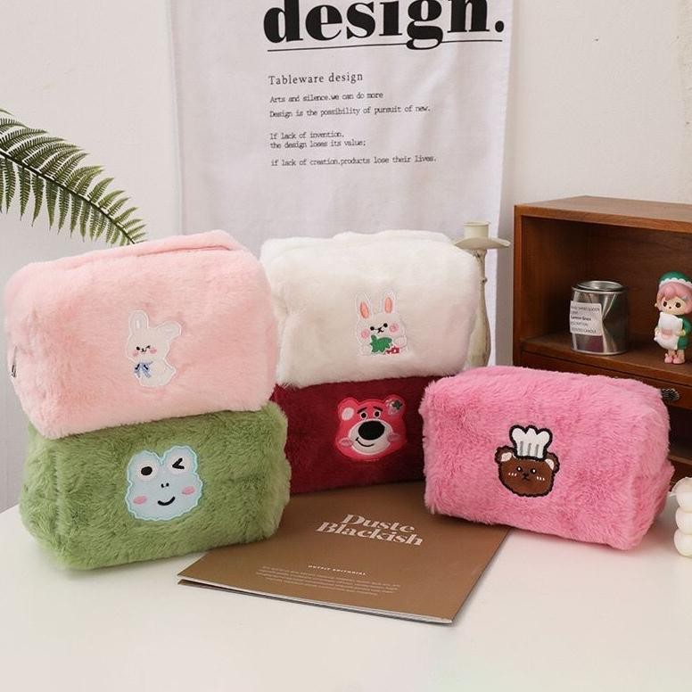 

uy-23 [MILOLI] Kotak Pensil FURRY CARTOON FROG L0TS0 RABBIT Pouch Fluffy Pencil Bag Tempat Pensil Resleting Stationery - F0242 Berkualitas