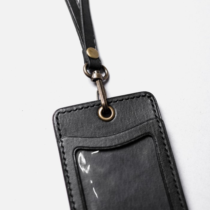 

Terbaru!!! Verne's ID Card Holder II - Tempat Kartu ID Kulit - Black Buffalo