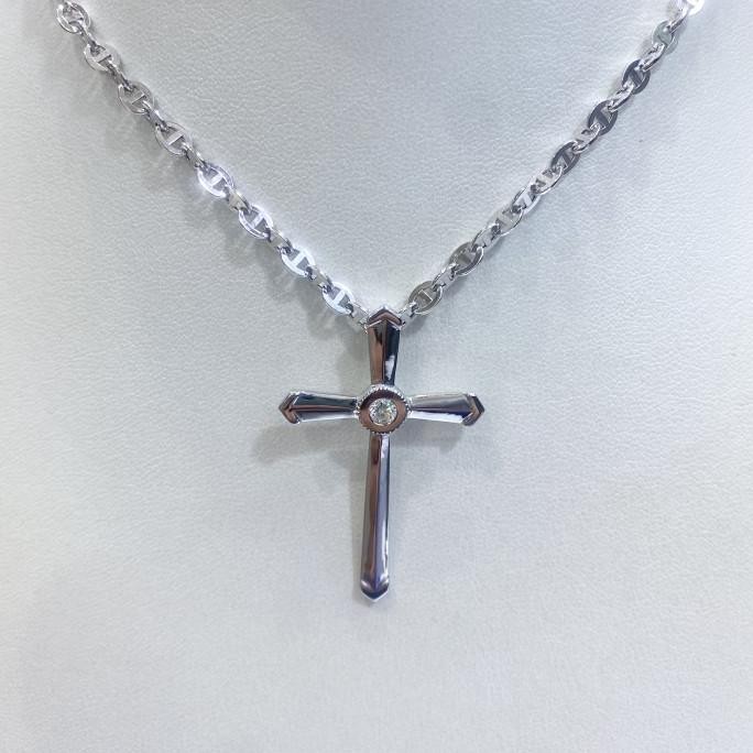Custom Liontin Salib Berlian emas putih 750 GWM