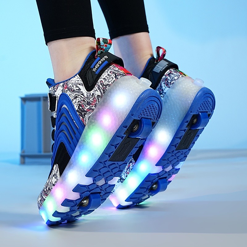 Sepatu Roda Anak Laki-laki dan Perempuan, Sepatu Roller Skate Lampu LED Modis Pengisi Daya USB untuk