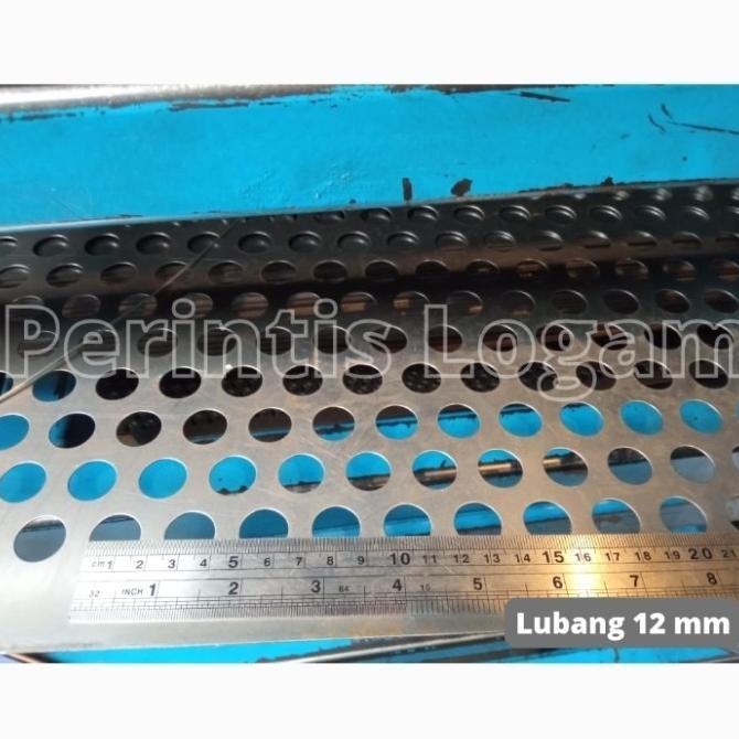 Plat Lubang Stainless 304 Tebal 1 Mm Lubang 3-12 Mm 1.2X2.4 Meter