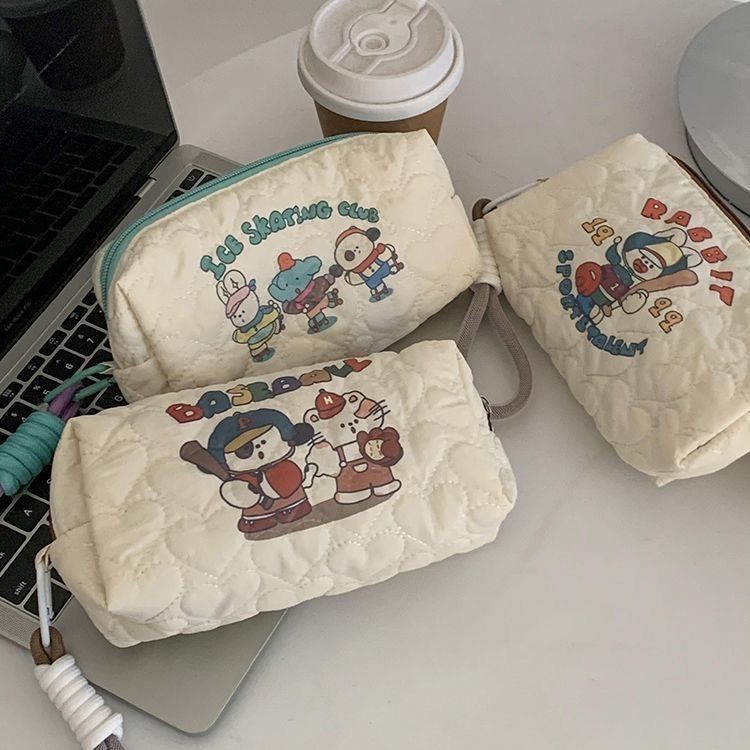 

学生笔袋便携印花化妆包卡通休闲文具收纳包