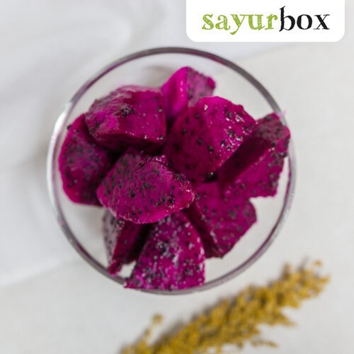 

Ijo-Ijo Kitchen Buah Naga Potong 300 gram Sayurbox