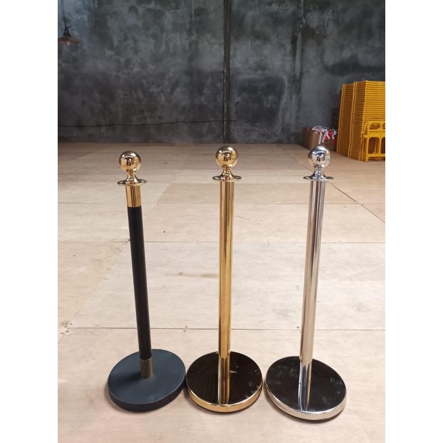 

Baru | Tiang Antrian Stainless Gold + Tali Tambang